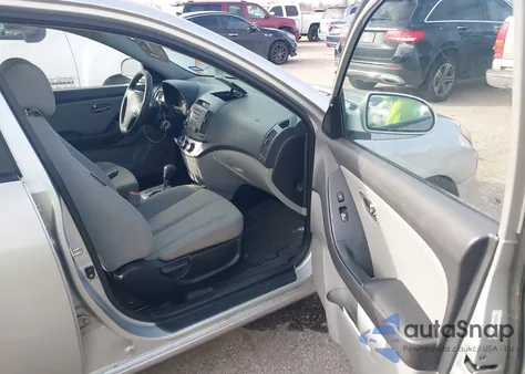 2010 Hyundai Elantra Gls z USA, uszkodzony, nr VIN KMHDU4AD4AU835250